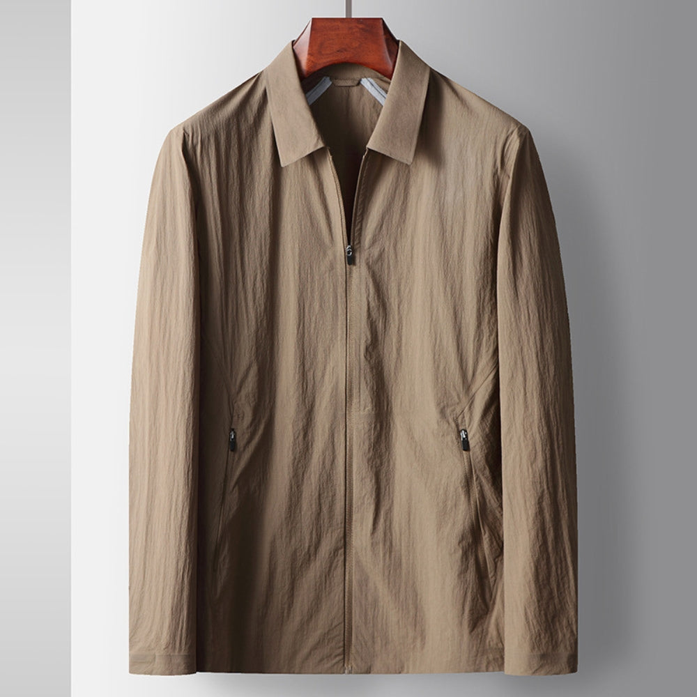 Nahtlose leichte Reversjacke im Old-Money-Stil