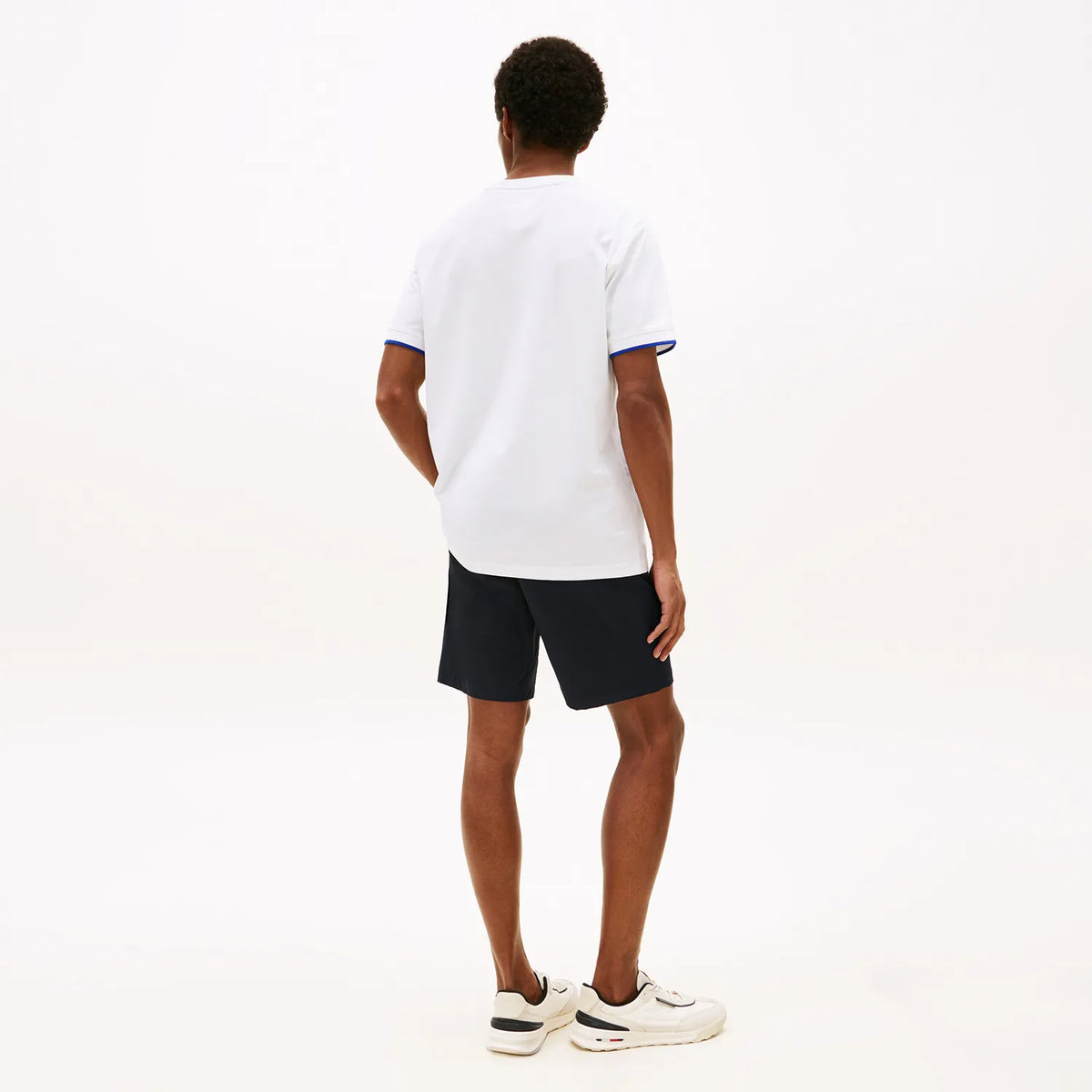 Klassiek aansluitend T-shirt met ronde hals - wit