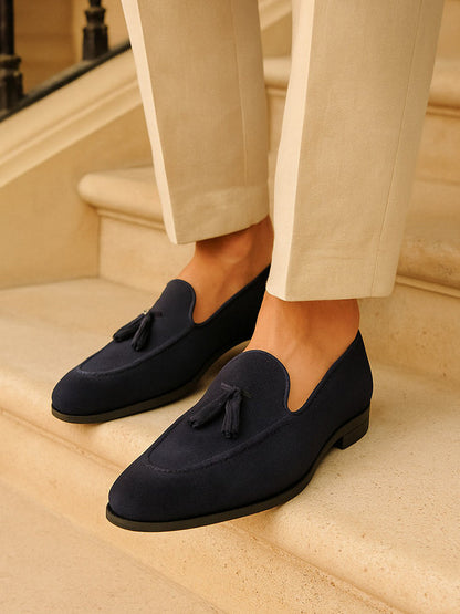 Suède loafers met kwastjes