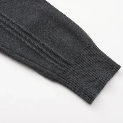 100% CASHMERE SWEATER