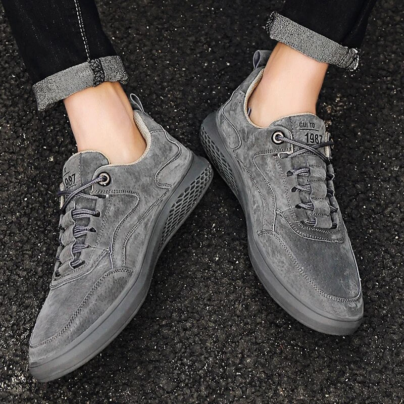 1987 SUEDE SNEAKERS