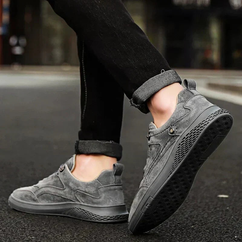 1987 SUEDE SNEAKERS