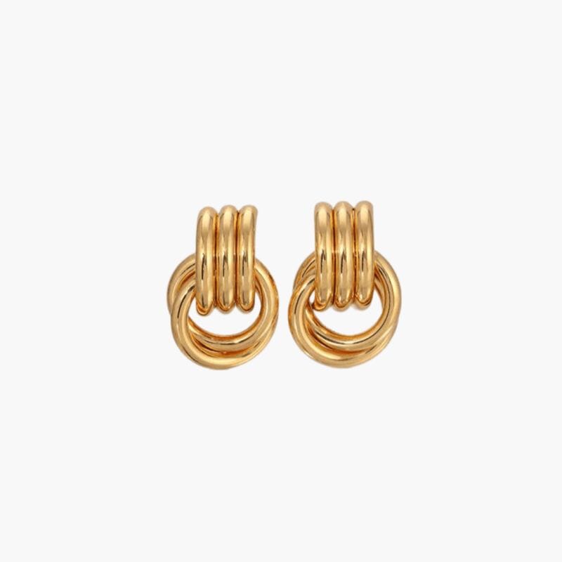 About hoop Earrings Minha loja gold 