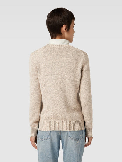 L.R Sweater | Bear White Coat