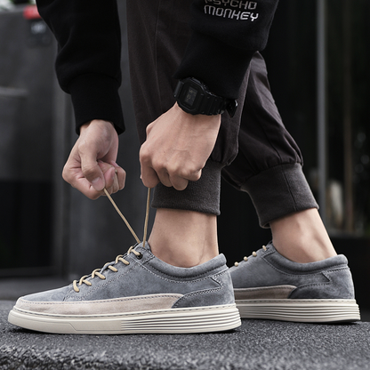Giovanni Genuine Leather Sneaker