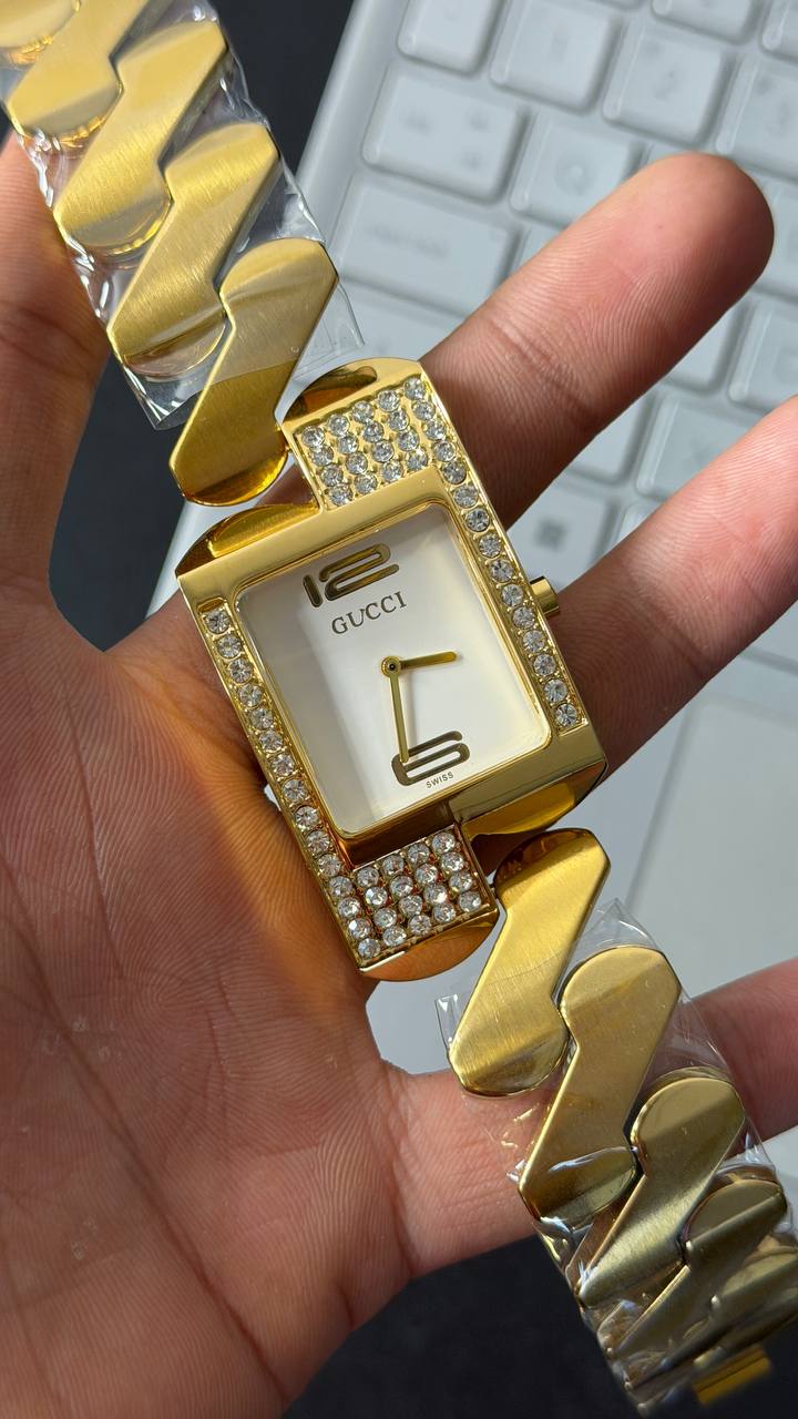 Gu-c-c! Chemin Des Tourelles White Dial Watch For Men's